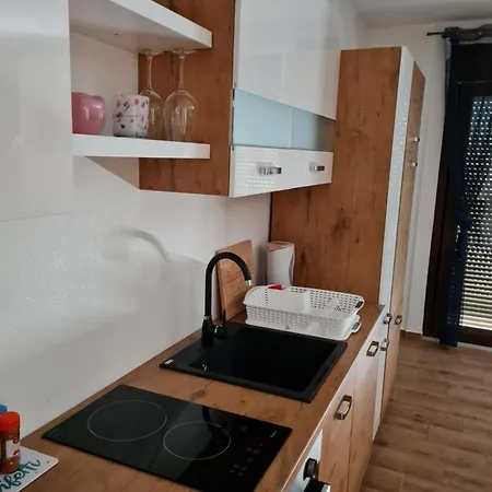 Old Town Road Apartment Karlovac Exterior photo